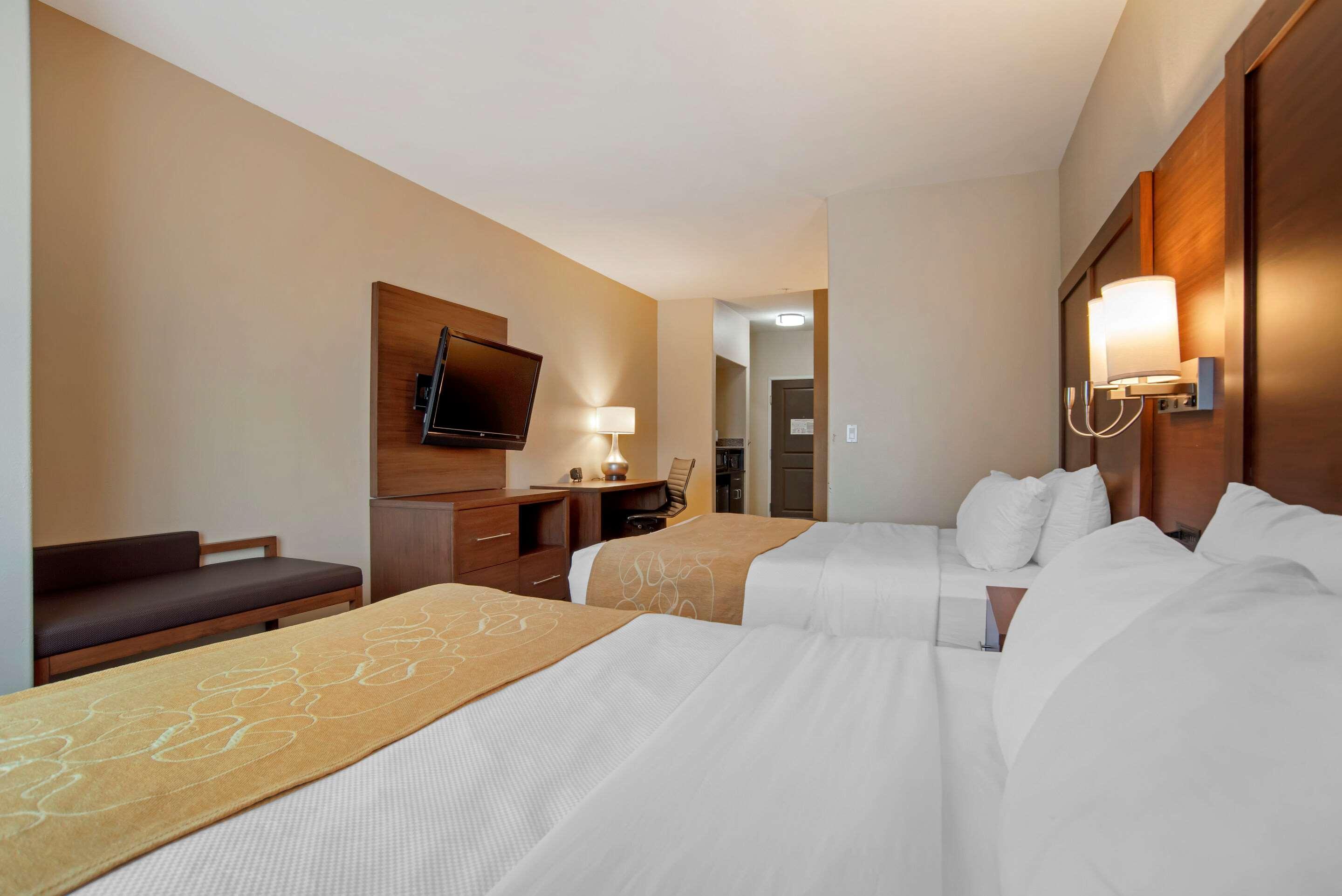 Comfort Suites Alexandria Exterior foto