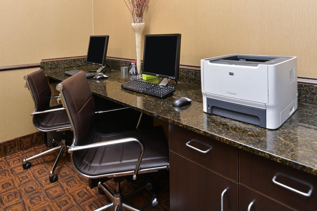 Comfort Suites Alexandria Exterior foto