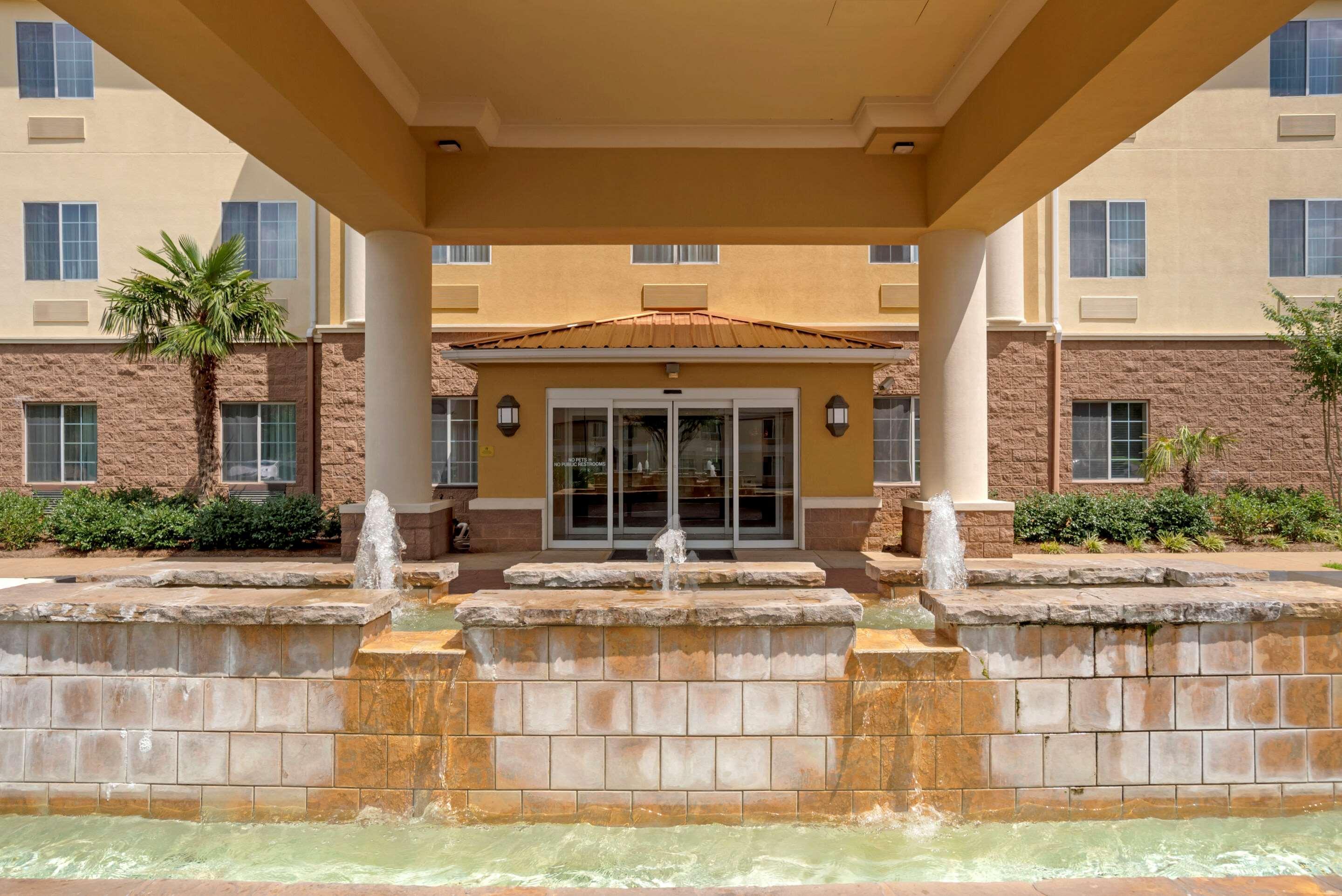 Comfort Suites Alexandria Exterior foto