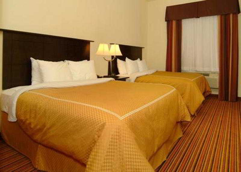 Comfort Suites Alexandria Quarto foto